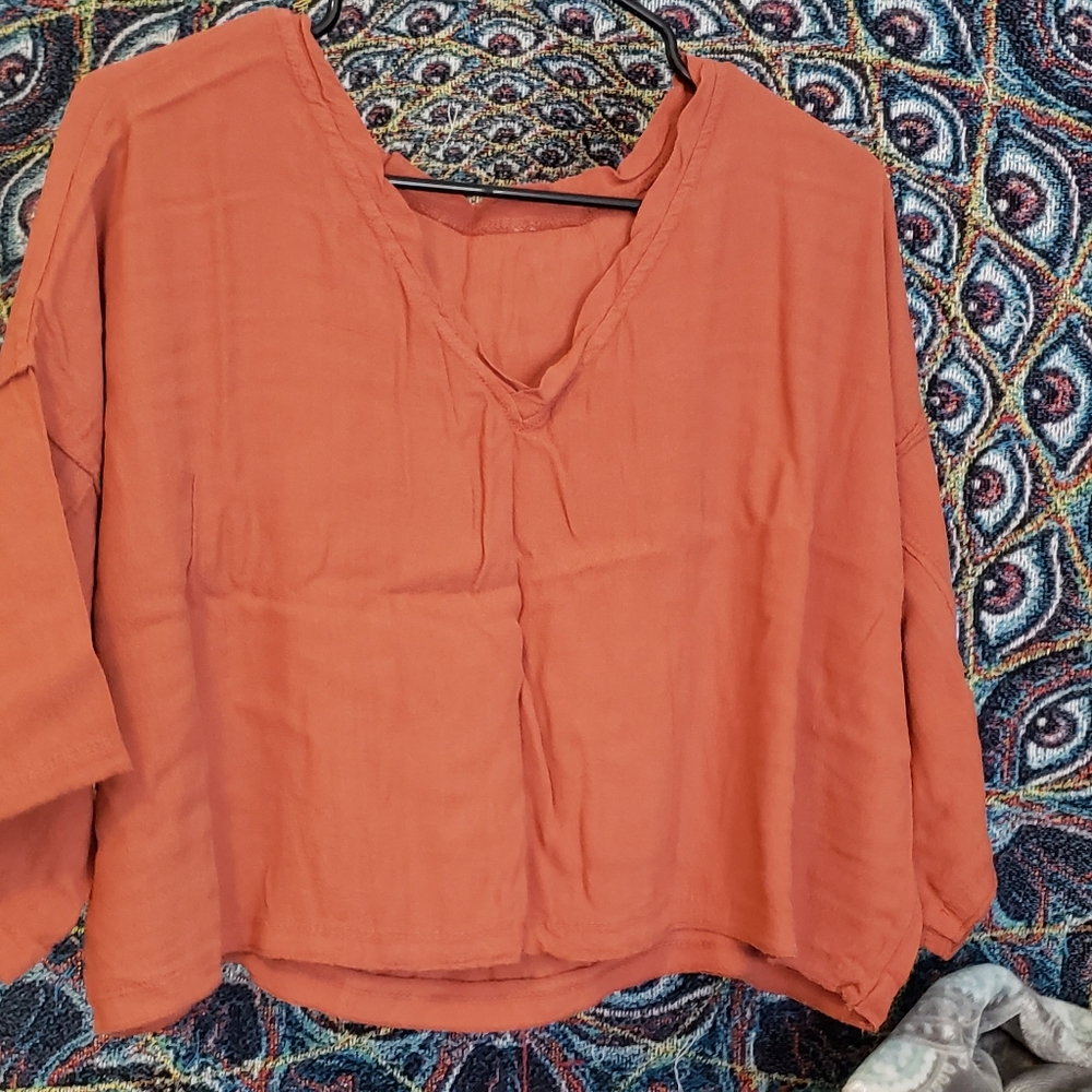 ❗ SOLD ❗Don't Ask Why loose boxy crop tee